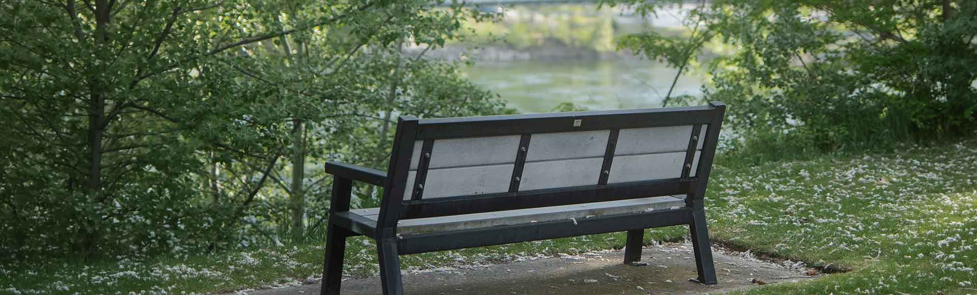 tbar_memorial Benches